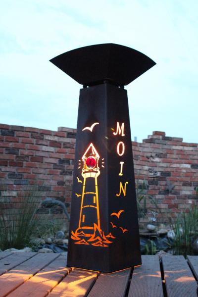 Rostsäule Dekosäule Moin Leuchtturm roter Vollglaskugel mit Rostschale